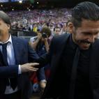 5c8b176d240000f7054cd2b9