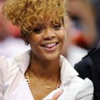 5c8ac44420000043046fb52a