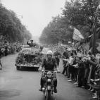 Gagarin, durante un desfile multitudinario en Praga
