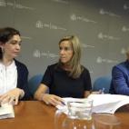 Ana Mato, entre Antonio Alemany y Mercedes Vinuesa, directora general de Salud Pública.
