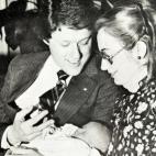 5c8a55e3250000bd058104d3