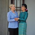 5c8a55e825000058068104eb