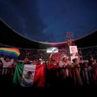 Los votantes de L&oacute;pez Obrador durante su cierre de campa&ntilde;a.