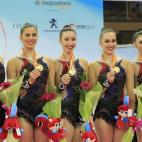 La selección española de gimnasia rítmica logró una plaza para los Juegos de Rio casi de la mejor manera posible: con un bronce mundial, su mejor resultado desde la plata de 1998. La medalla no la tienen asegurada, pero están entre las fav...