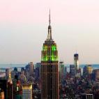 ¿Pensabas que sería el primero? Acertaste. El rascacielos más famoso de América y el que durante años fue el más alto del planeta es, a día de hoy, el lugar más fotografiado del mundo. Millones de personas fotografían cada año el Empi...