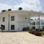 5c8a94b2360000ba1a6ba54d