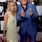 5c8b2280360000ba1a6c8ecd