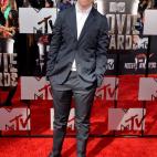 5c8b2289230000d504243393