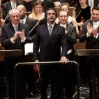 5c8b2081360000a61b6c8876