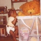 Aquellos que llenaban los parquecitos hasta arriba de cachivaches, sin importar que el niño llegara a asfixiarse.