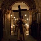 5c8b2149230000d504242fb7