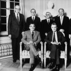 El recién nombrado Premio Nobel de Literatura posa en 1982 con los demás ganadores en el resto de categorías. De izquierda a derecha: Gabriel García Márquez (literatura), el sueco Sune K. Bergstrom (medicina), el estadounidense George Stigl...