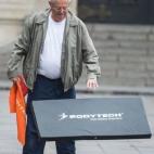 5c8b1f952000004304703358