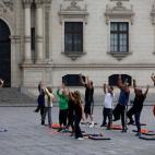 5c8b1f99360000a61b6c855f