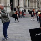 5c8b1f99360000e01c6c8561