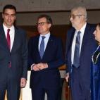 5c8b2856250000e203ca31f5