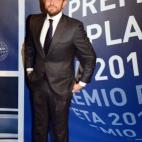 5c8b285d240000f404a43d7a