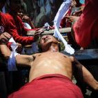 5c8af1f22500000d04c9e485