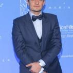 5c8b1ed3360000a61b6c8335