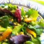 Con habitas, ruibarbo, naranja y aliño oriental. Lee la receta completa en Cookpad.