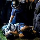 5c8b26f12400000a05a43933