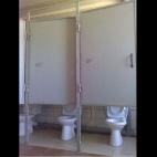 Bueno... al menos no puedes verles la cara. (via perezsoloman.com)