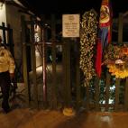 5c8b24a9240000f404a433df