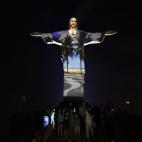 5c8aa92c360000a61b6bd2a8