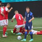 Christian Eriksen, jugador de Dinamarca, se desploma en pleno partido