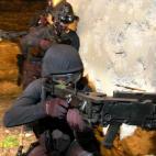 A veces importa más una buena idea que un derroche de tecnología. Sistemas como este lanzagranadas, permiten al que la lazan saber a quién dispara tras una esquina