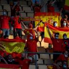 Luces y sombras en la afición en Sevilla