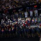 5c8aa93220000043046f8104