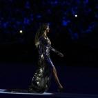 5c8b348f2500000704ca4c6a