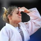 5c8b24c4240000f404a43435