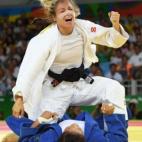 5c8b24c42000009e04704214