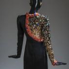 5c8a71e8360000a61b6b7c2f