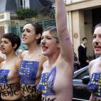 5c8af05b230000dd0423f200