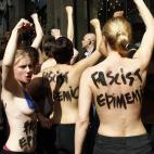 5c8af05b360000a61b6c4e97