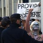 5c8af05f2000009d036ffc0b