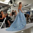 5c8b2ec82300007f01245037