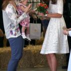 5c8a65a8360000c81a6b6d57