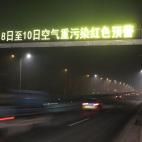 China, el mayor emisor de dióxido de carbono del mundo, tiene previsto reducir las peligrosas emisiones de las centrales eléctricas de carbón en un 50% durante los próximos cinco años y ha señalado que tiene previsto que sus emisiones toqu...