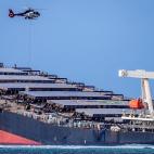 Una enorme mancha de petr&oacute;leo que amenaza las paradis&iacute;acas playas de Mauricio