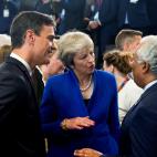 5c8a5456230000d50422f7e9