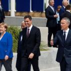 5c8a545c240000f404a2f27b