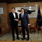 5c8b274f2400000a05a43a57