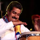 Tocando los timbales