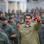 Haciendo gala de poderío militar