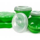 Estos envases fabricados con materiales reciclados son además reciclables y se pueden adquirir en diferentes formas y tamaños. En ellos podrás llevar desde sopa a galletas.