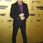 5c8b2e80230000dd04244fd5